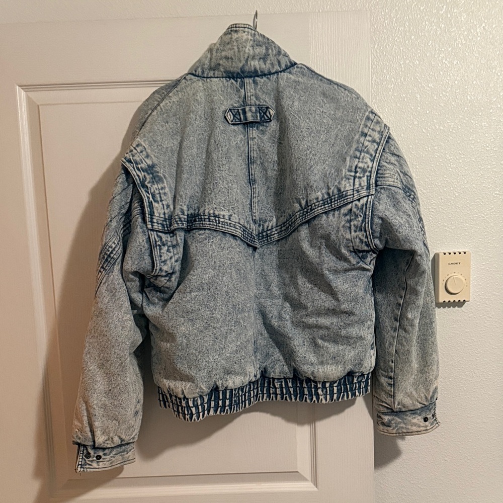 Vintage Denim Jacket with Aztec Lining - Picture 2 of 2